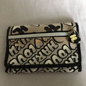 Like new HaraJuku Lovers wallet never used